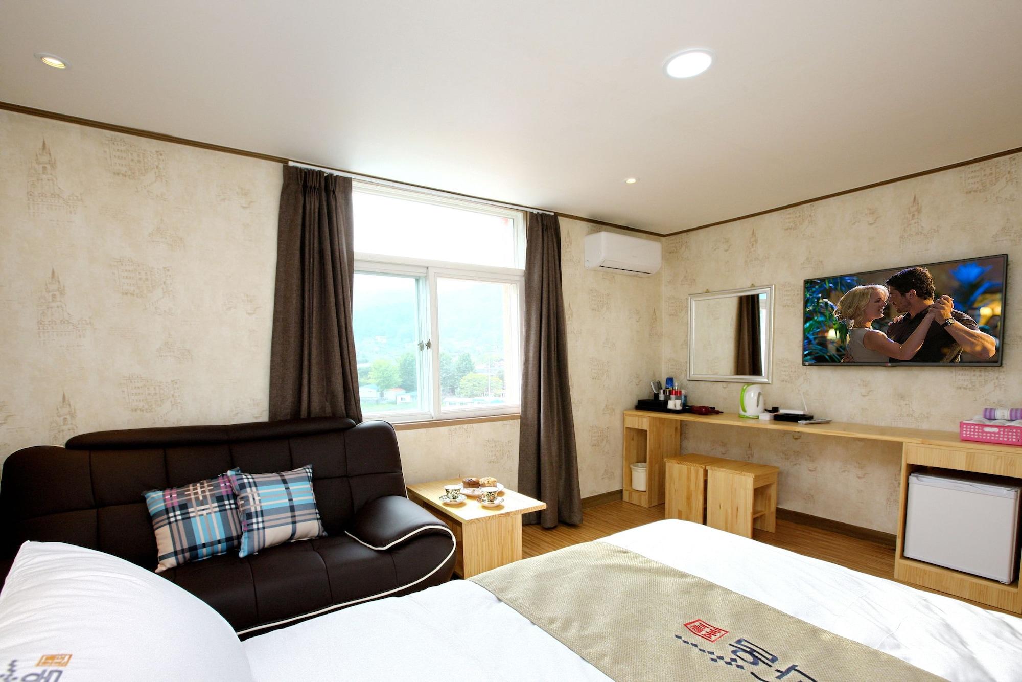Traum Hotel & Condo Gapyeong Exterior photo