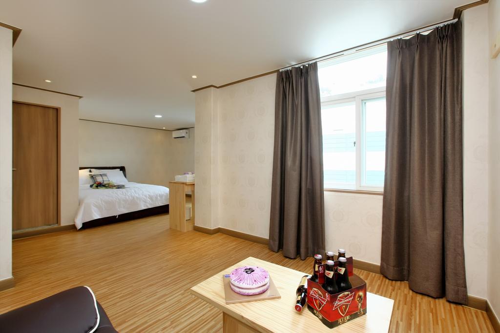 Traum Hotel & Condo Gapyeong Room photo