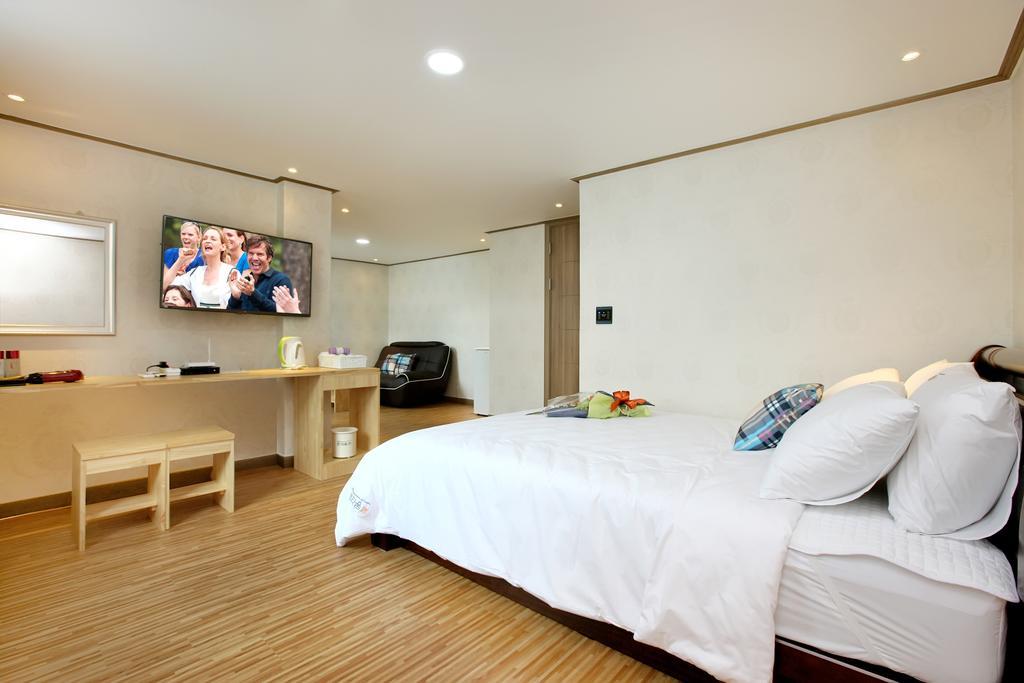 Traum Hotel & Condo Gapyeong Room photo