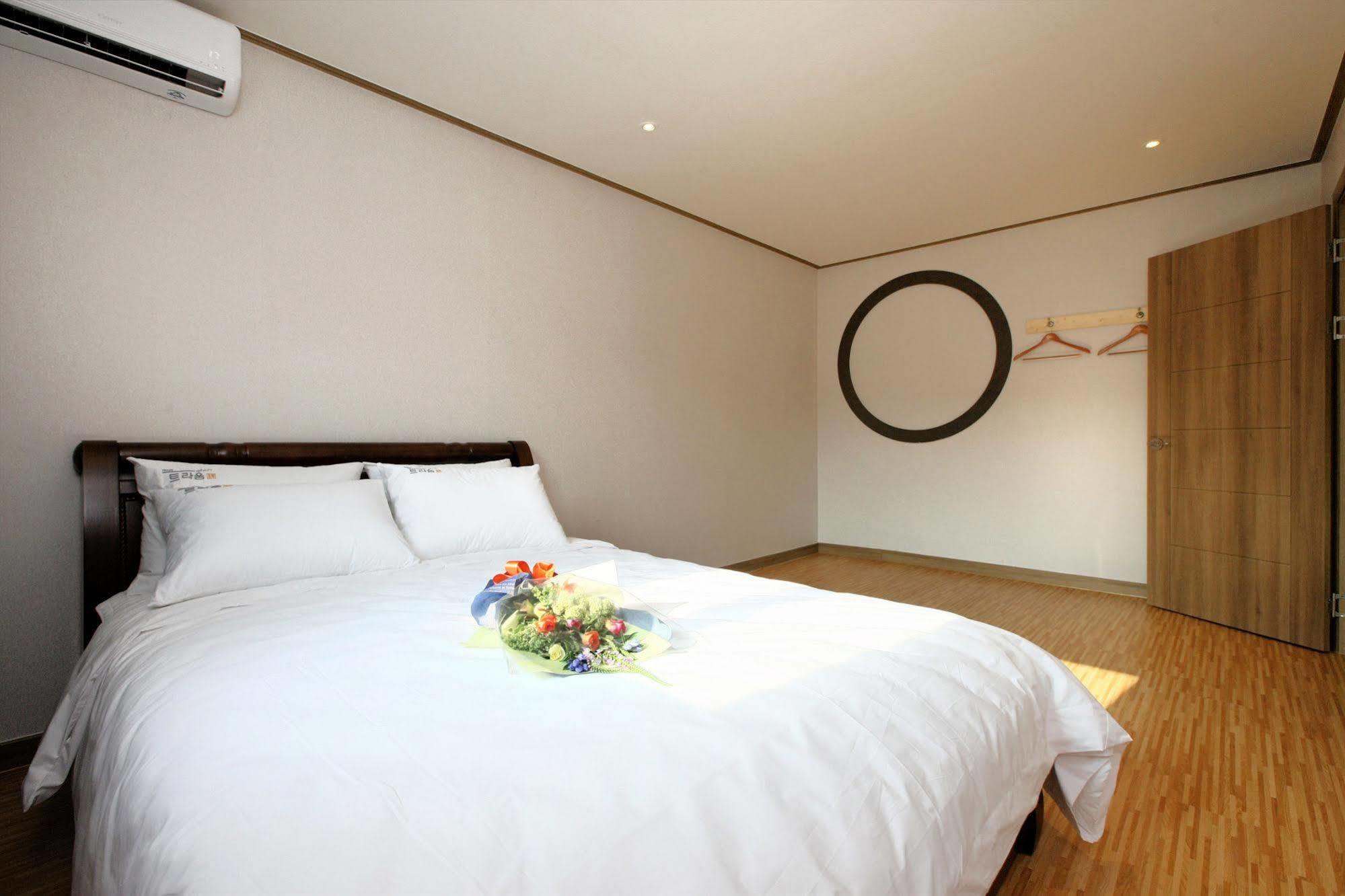 Traum Hotel & Condo Gapyeong Exterior photo
